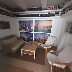 https://apartament-old-city.bucharesthotelsnow.com